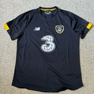 New Balance Ireland Soccer Jersey. Black Size Large